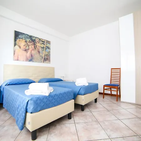 Azzurro Guest house 3*